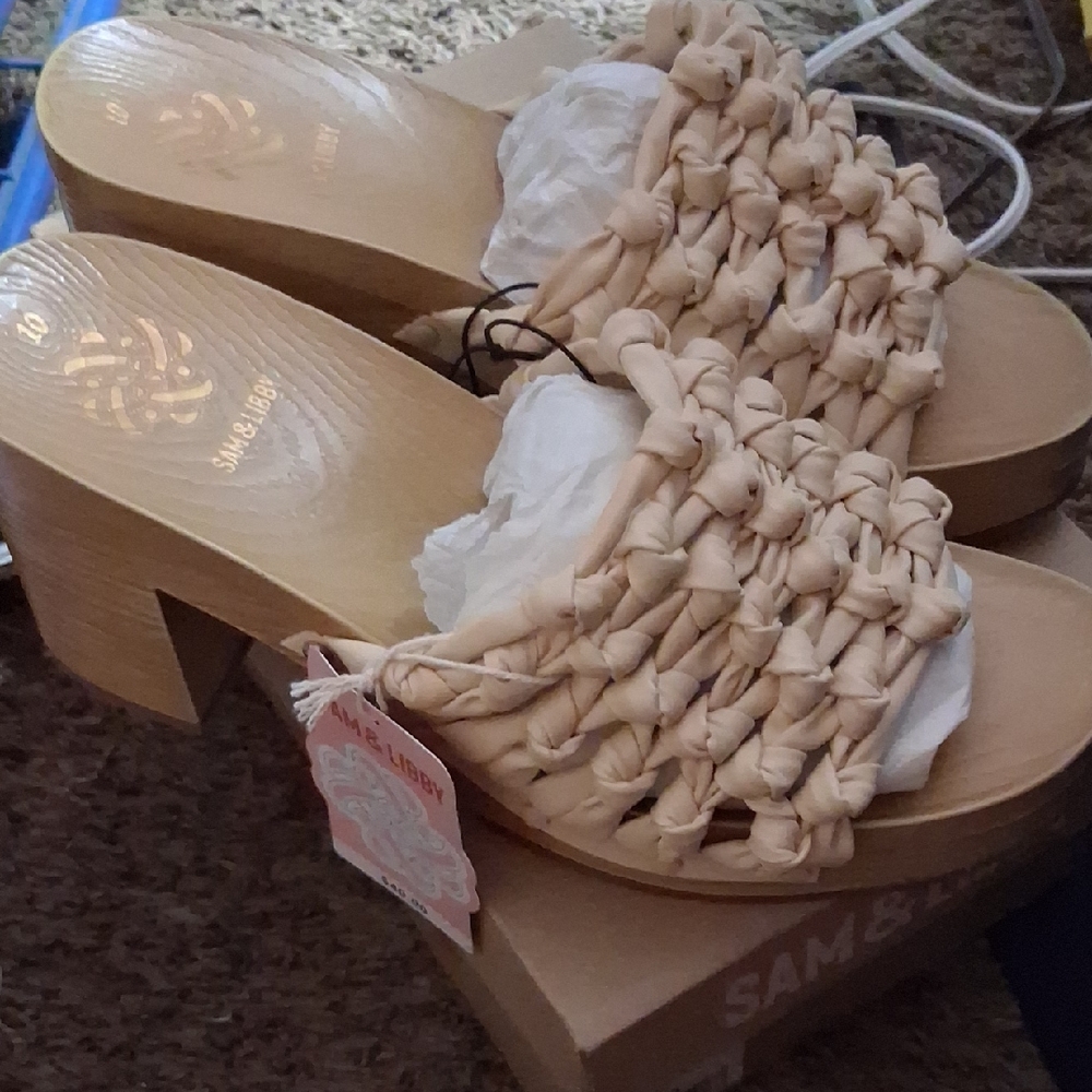 Sam & Libby Women's Tan Woven Mules
